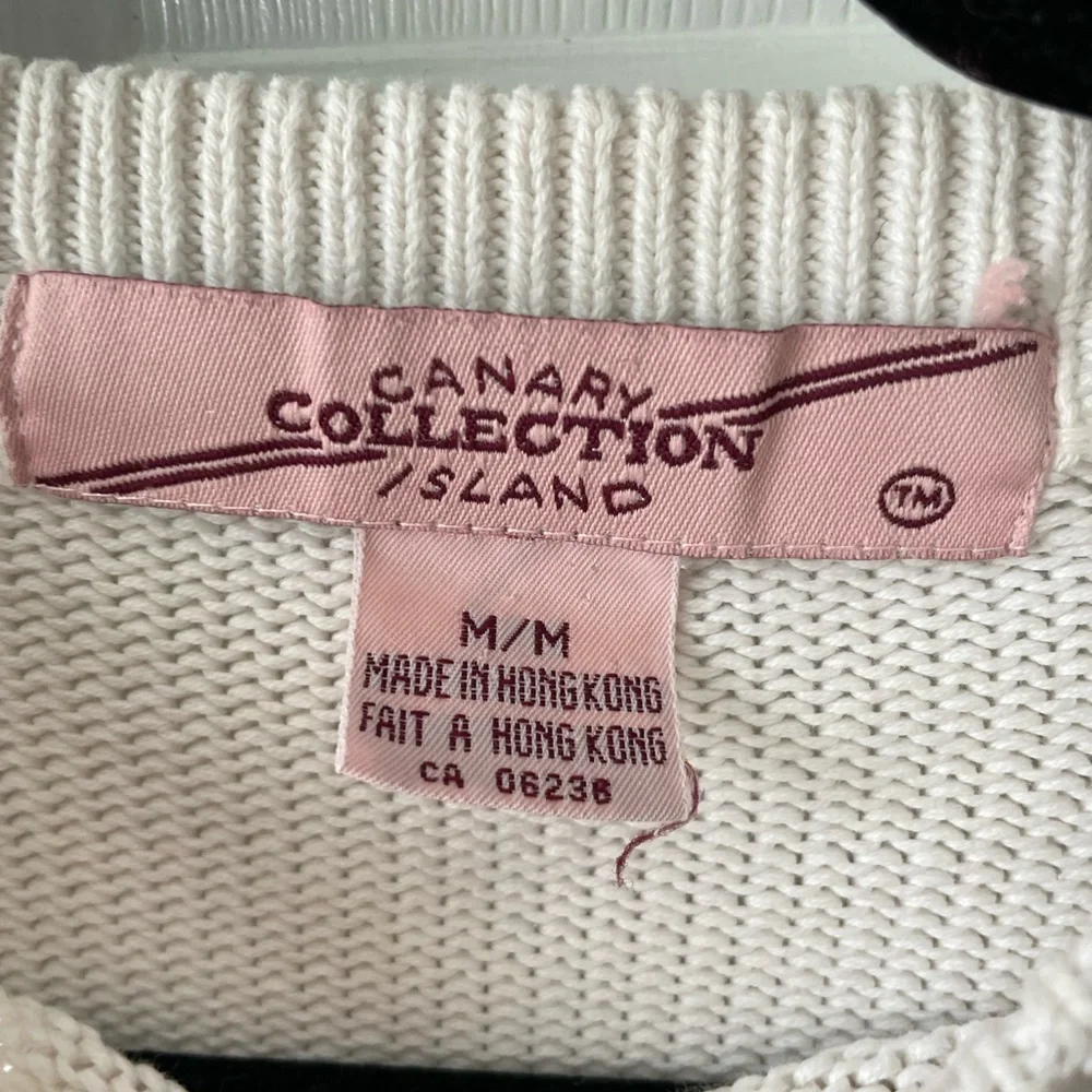 Vintage Cream Crewneck Sweater With Roses - Picture 3 of 5